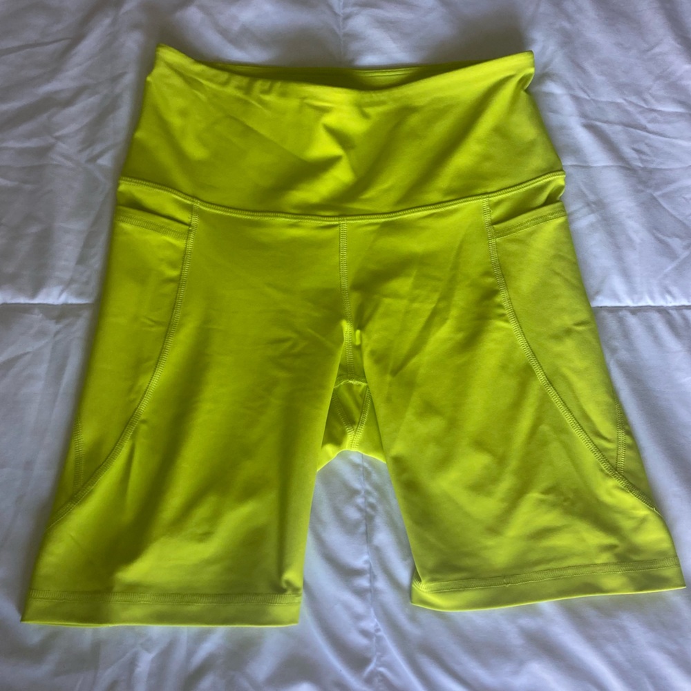 Old Navy Elevate 8” Bike Shorts